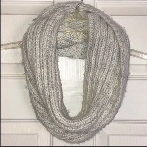 Faded Glory | Ivory/Silver Knit Infinity Scarf